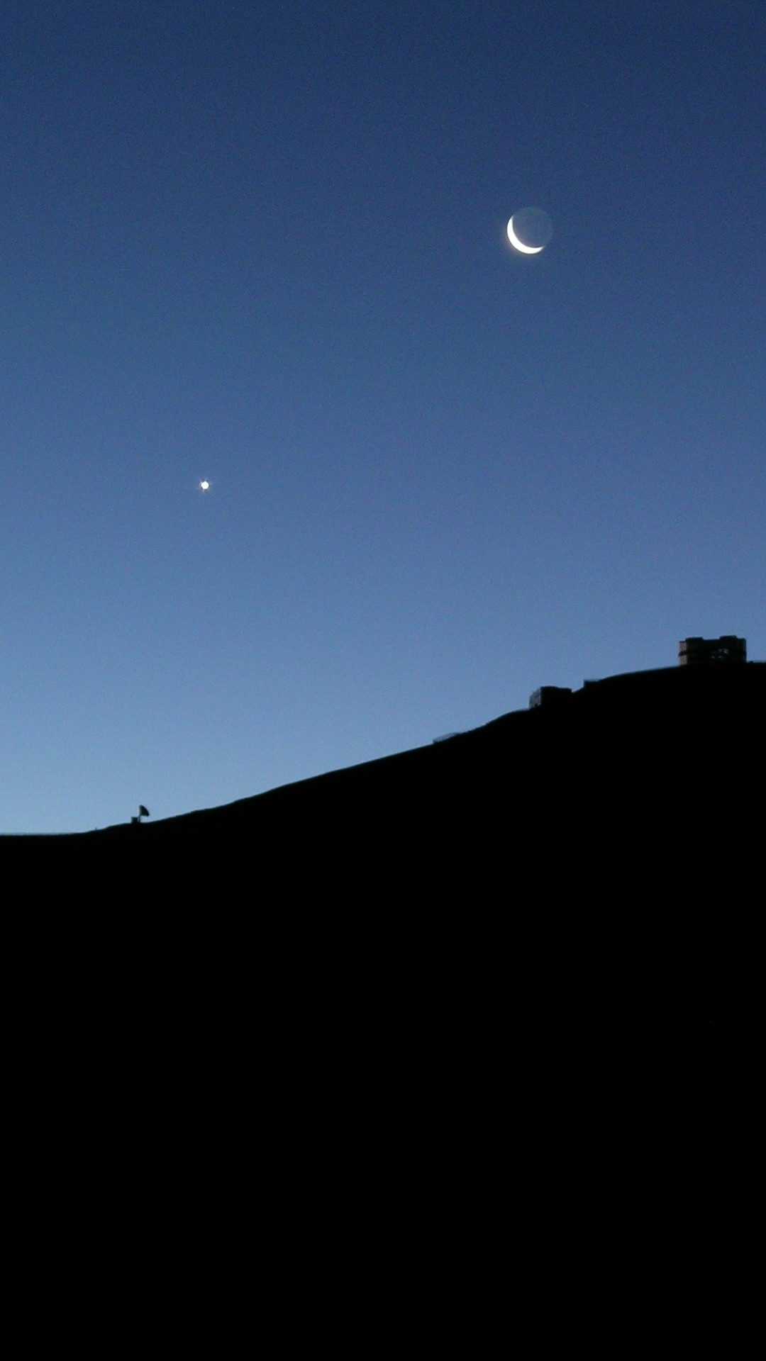 venus & moon above paranal